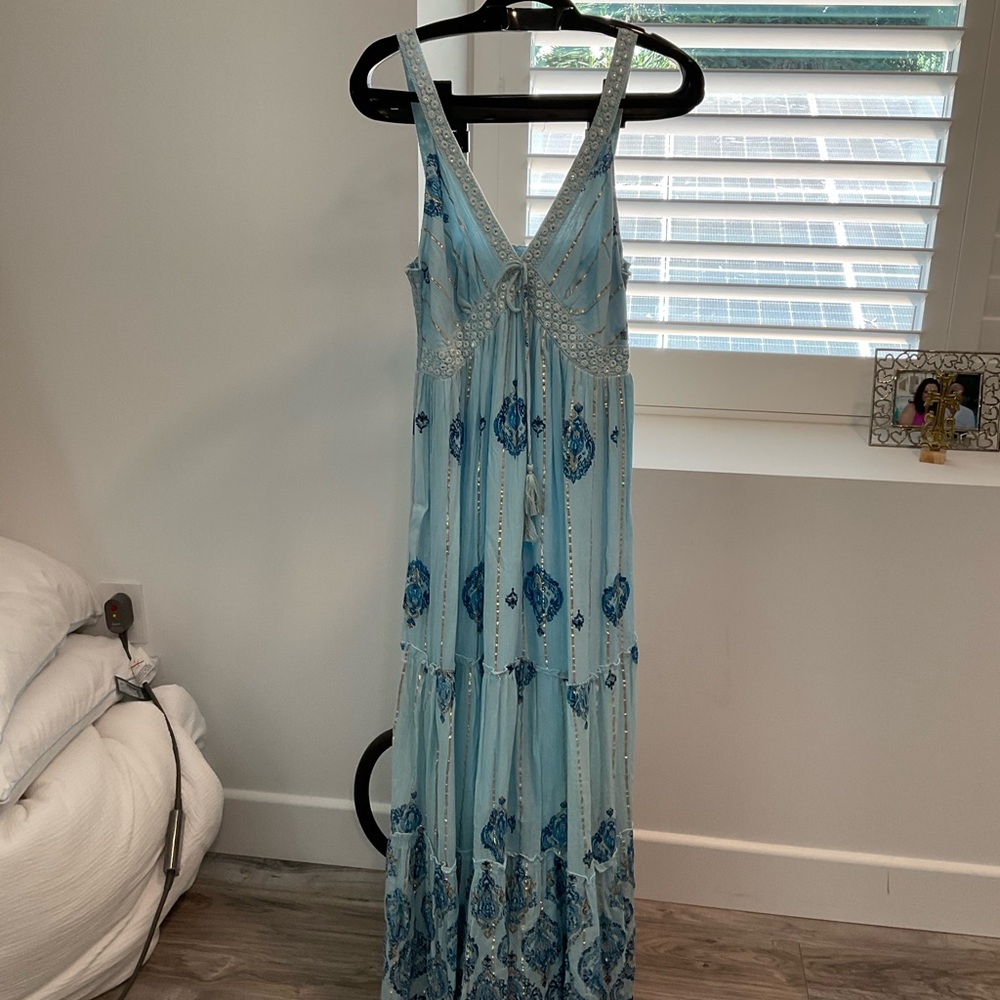Blue V-Neck Sleeveless Resort Maxi Dress